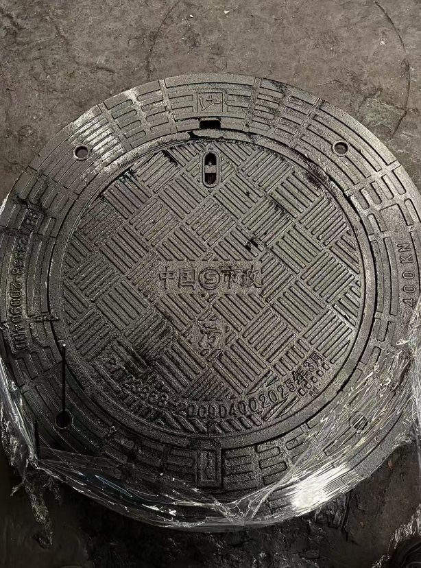 云霄球墨铸铁防沉降井盖展示